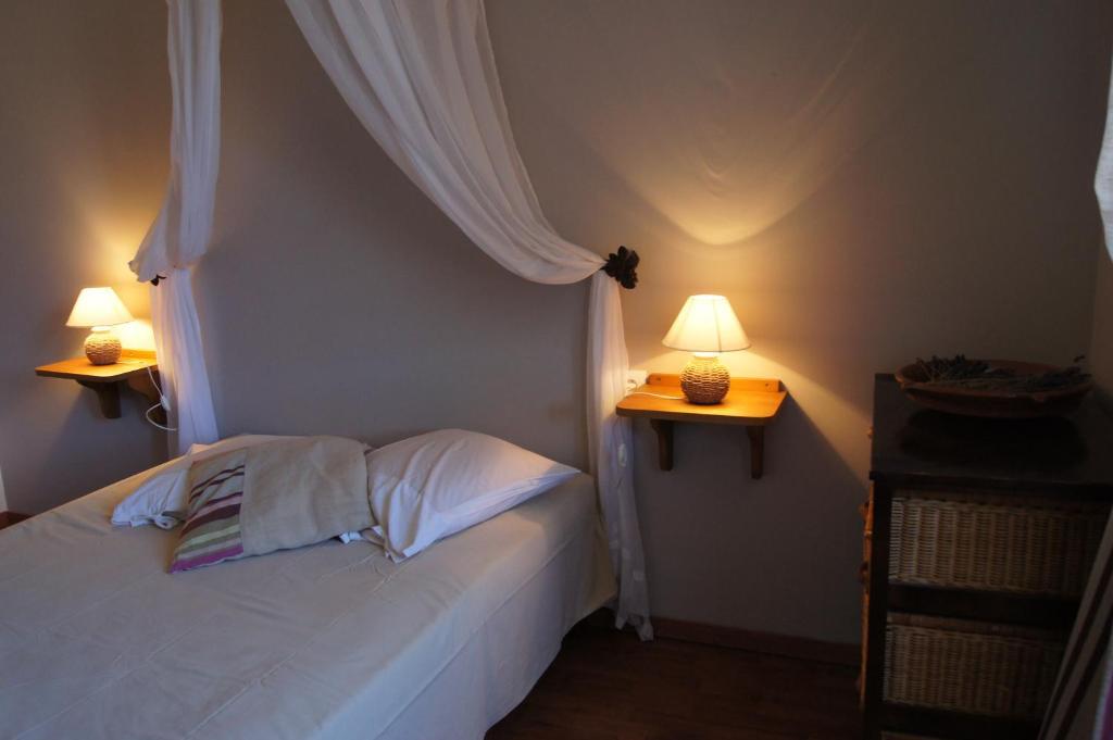La Claveliere Hotel Saint-Auban-sur-l'Ouveze Room photo